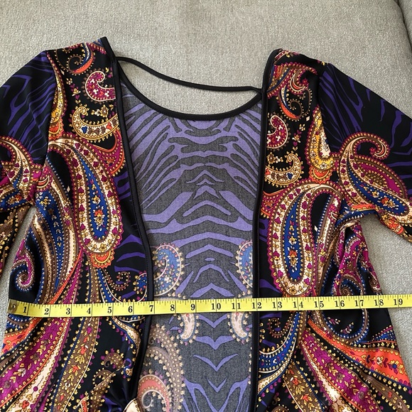 Blouse-Open Back - Picture 5 of 7